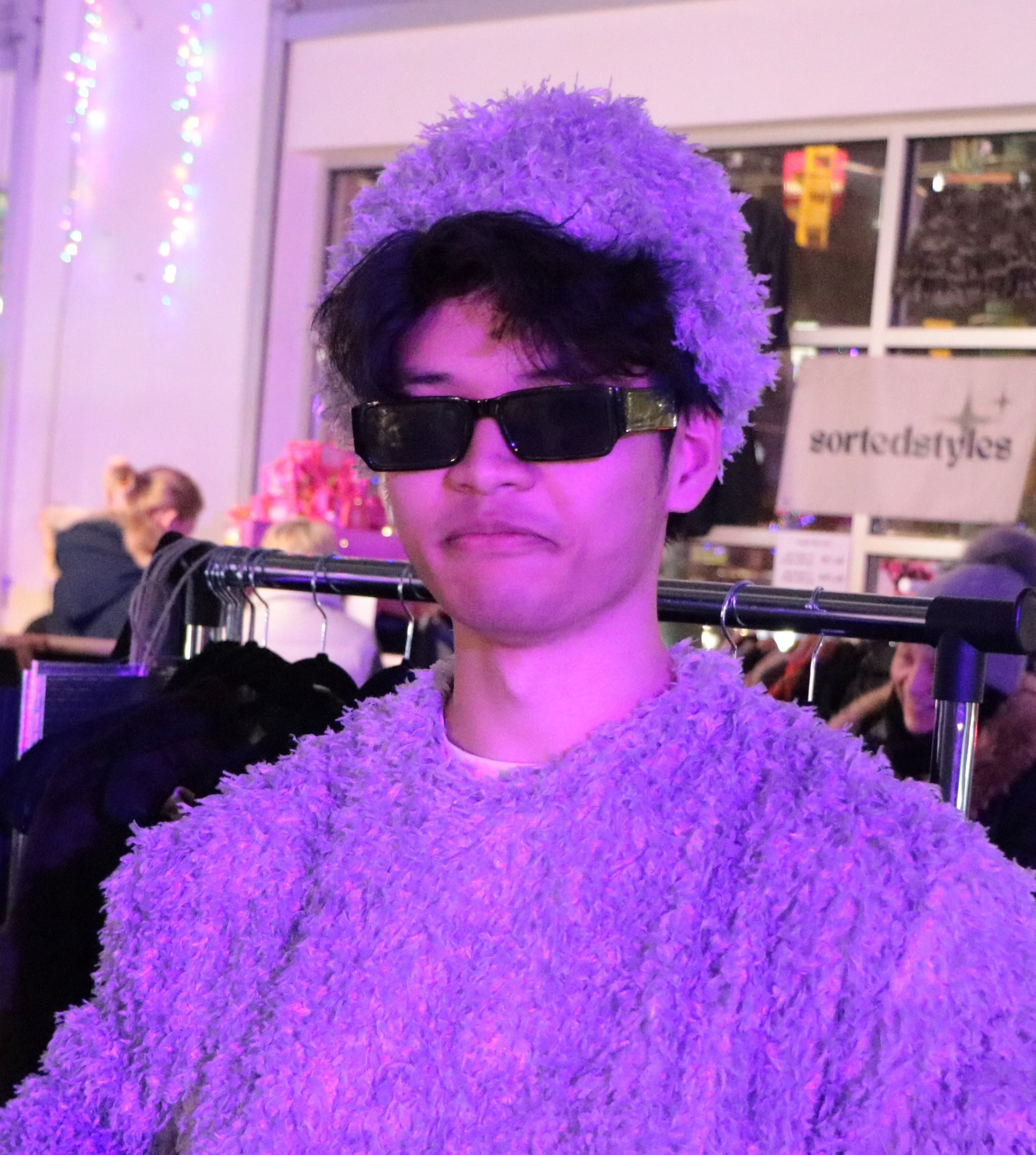 Rence Feather Beanie